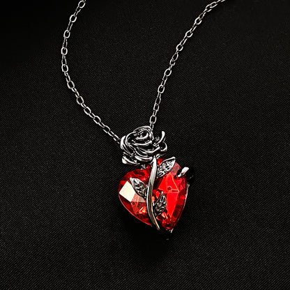 Punk Rose Love Necklace Fashion Personality Heart-shaped