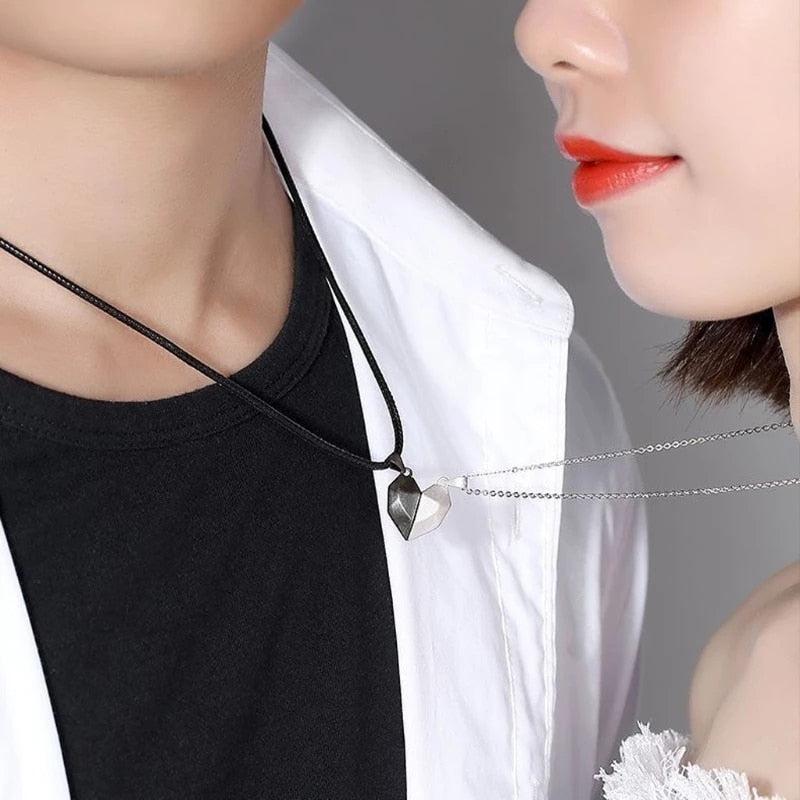 1Pair Magnetic Couple Necklace For Lovers Gothic Punk Heart