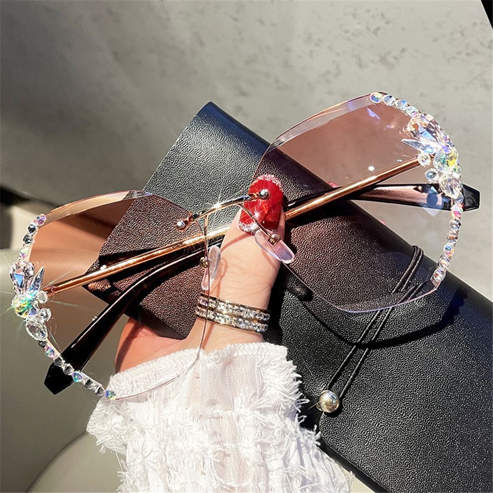 Luxury Brand Design Vintage Rhinestone Sunglasses